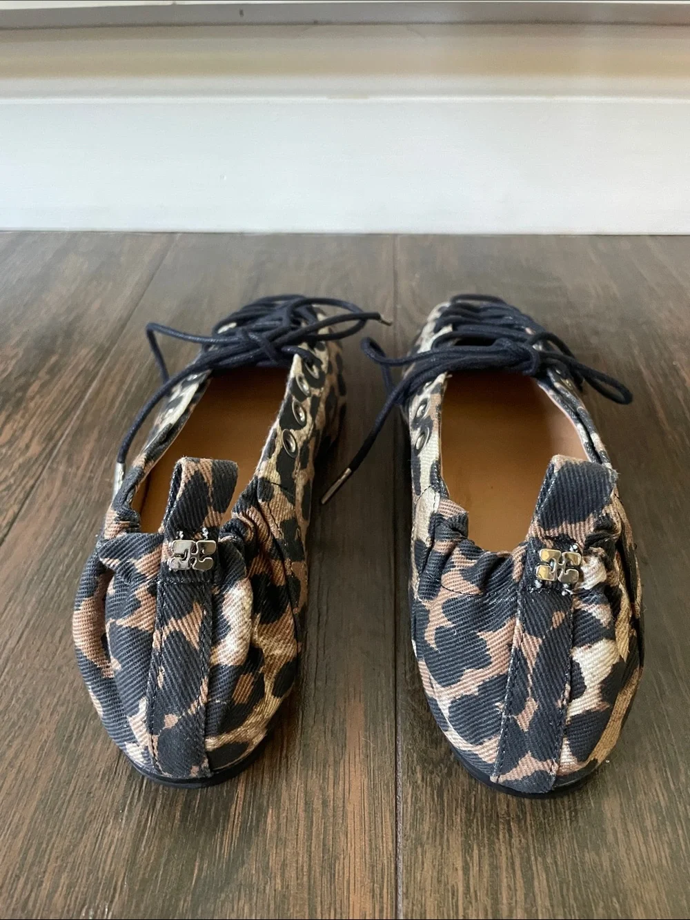 NWT GANNI Eyelets Lace Up Ballerina Flats!